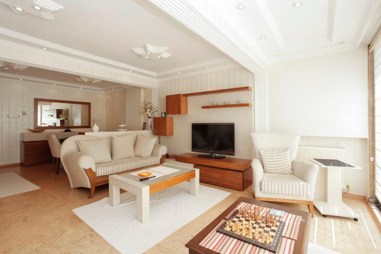 The Bosphorus Apartment *