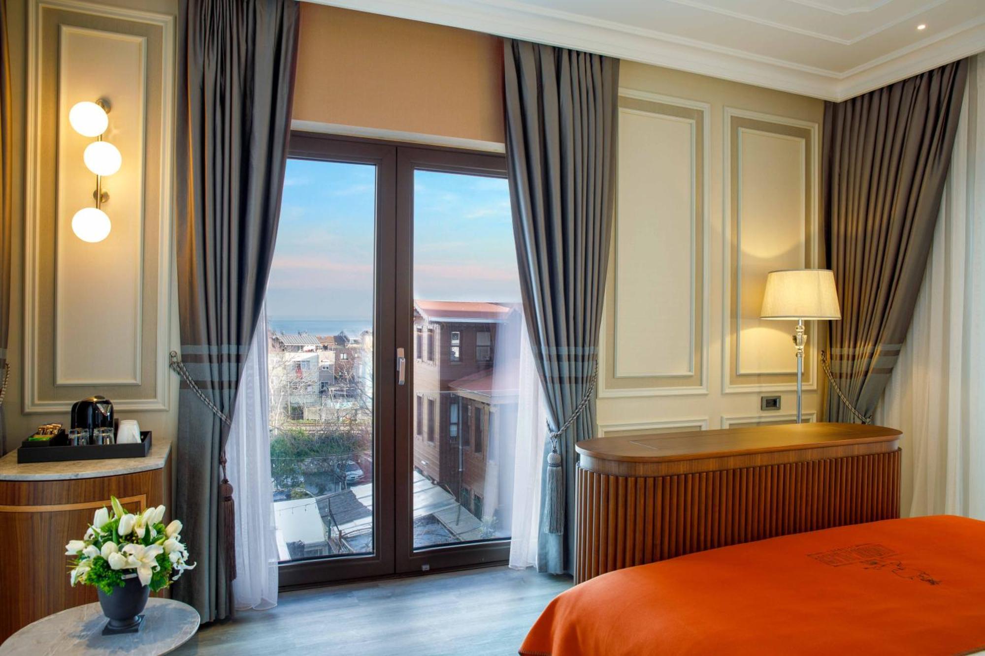 Amiral Palace Boutique Class 4*