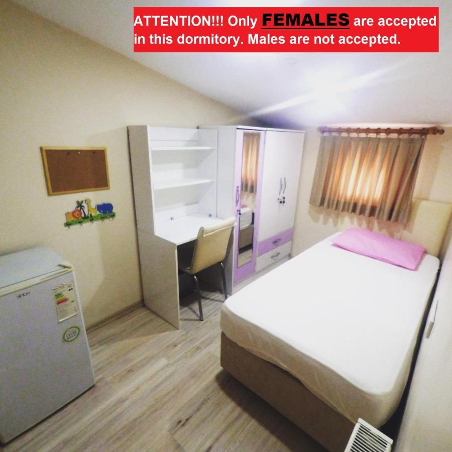 Pansiyon !females Only! Bakırköy Elit Kiz Yurdu İstanbul