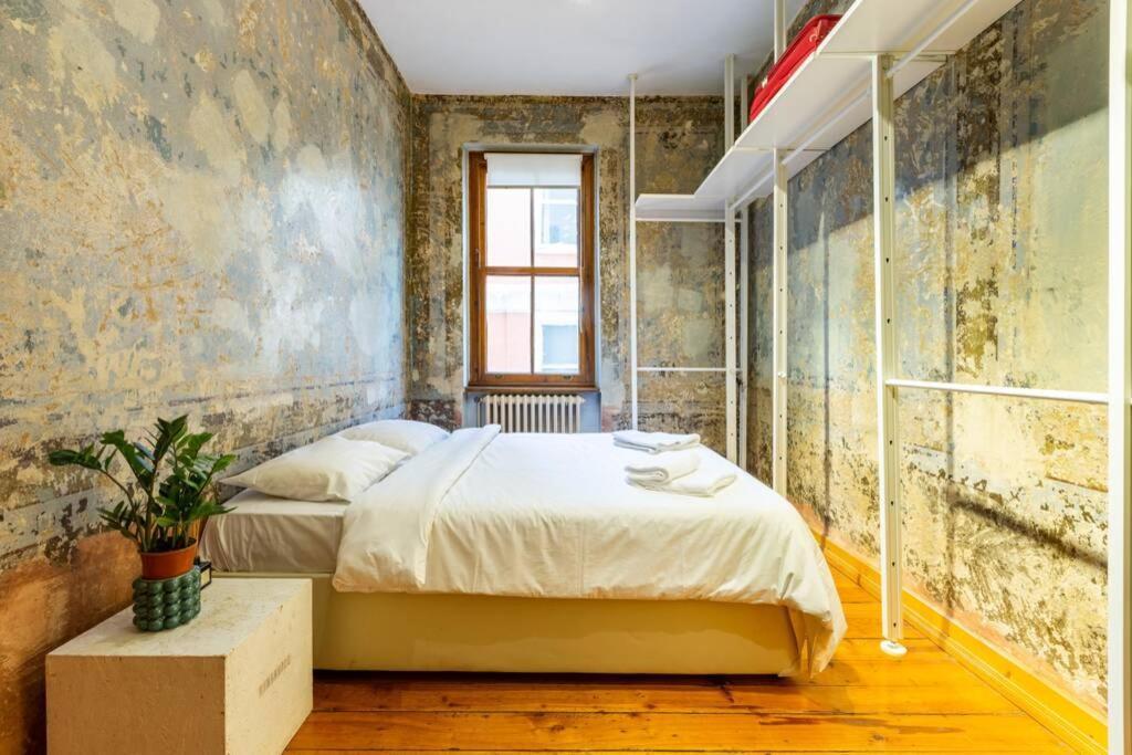 Sincere Experience In Galata Area. Istanbul