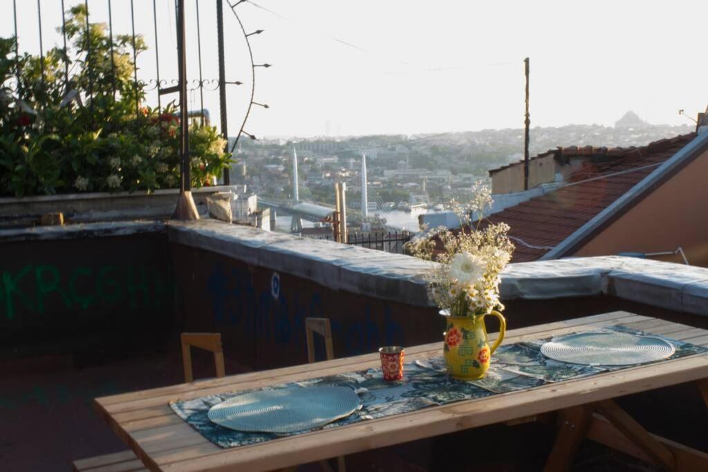 Apartment Sincere Experience In Galata Area. Istanbul