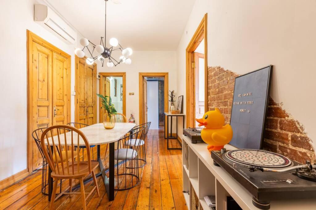 Apartment Sincere Experience In Galata Area. *