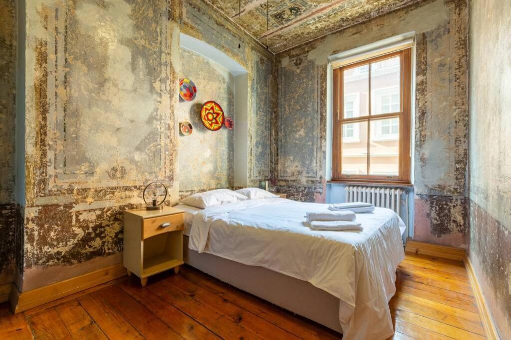 Sincere Experience In Galata Area. Apartment Istanbul