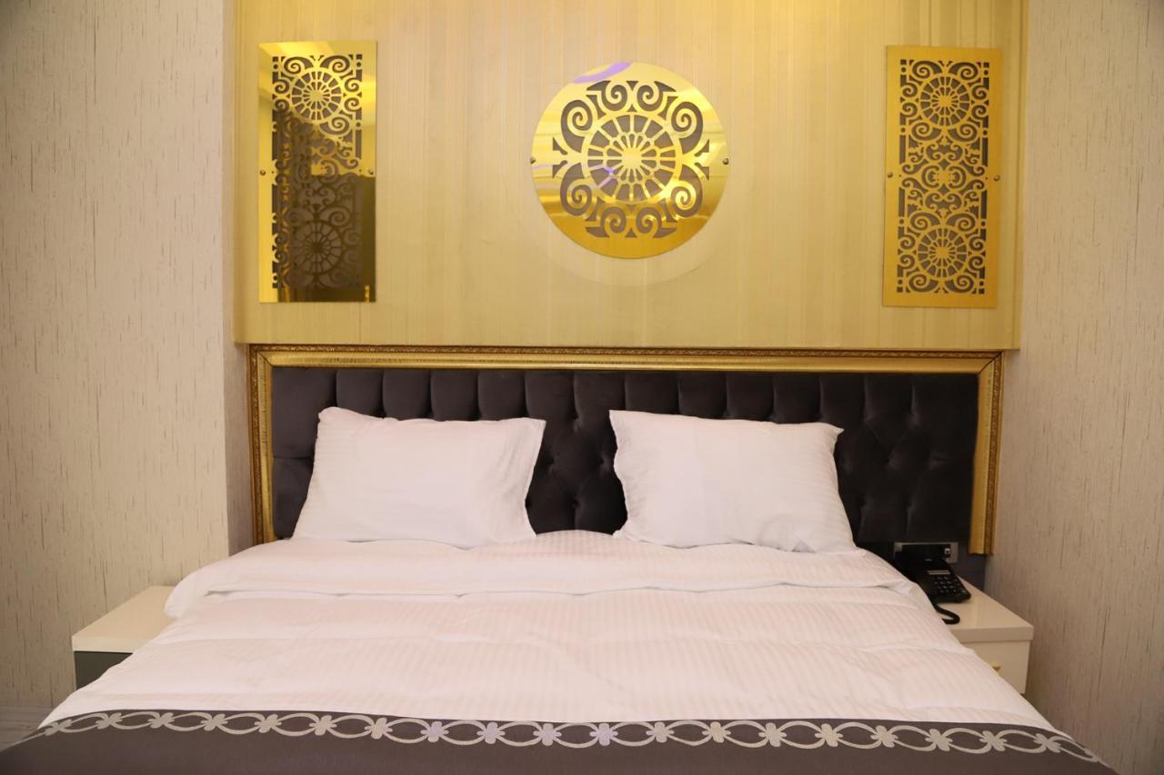 Hotel The Grand Tower *