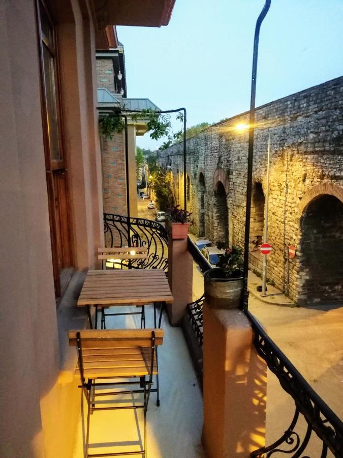 No 1 House By Valence Hotel
