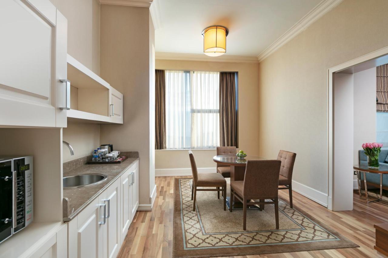 Titanic Business Kartal Otel 5*