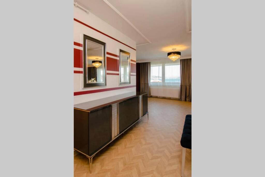 Apartment Opulent Bosphorus View