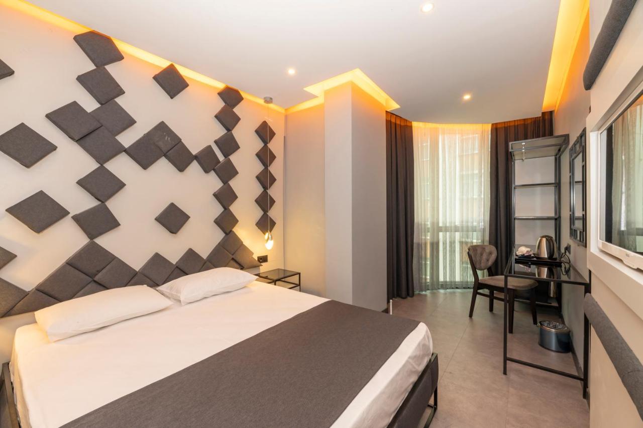 Hotel White Palace 3*