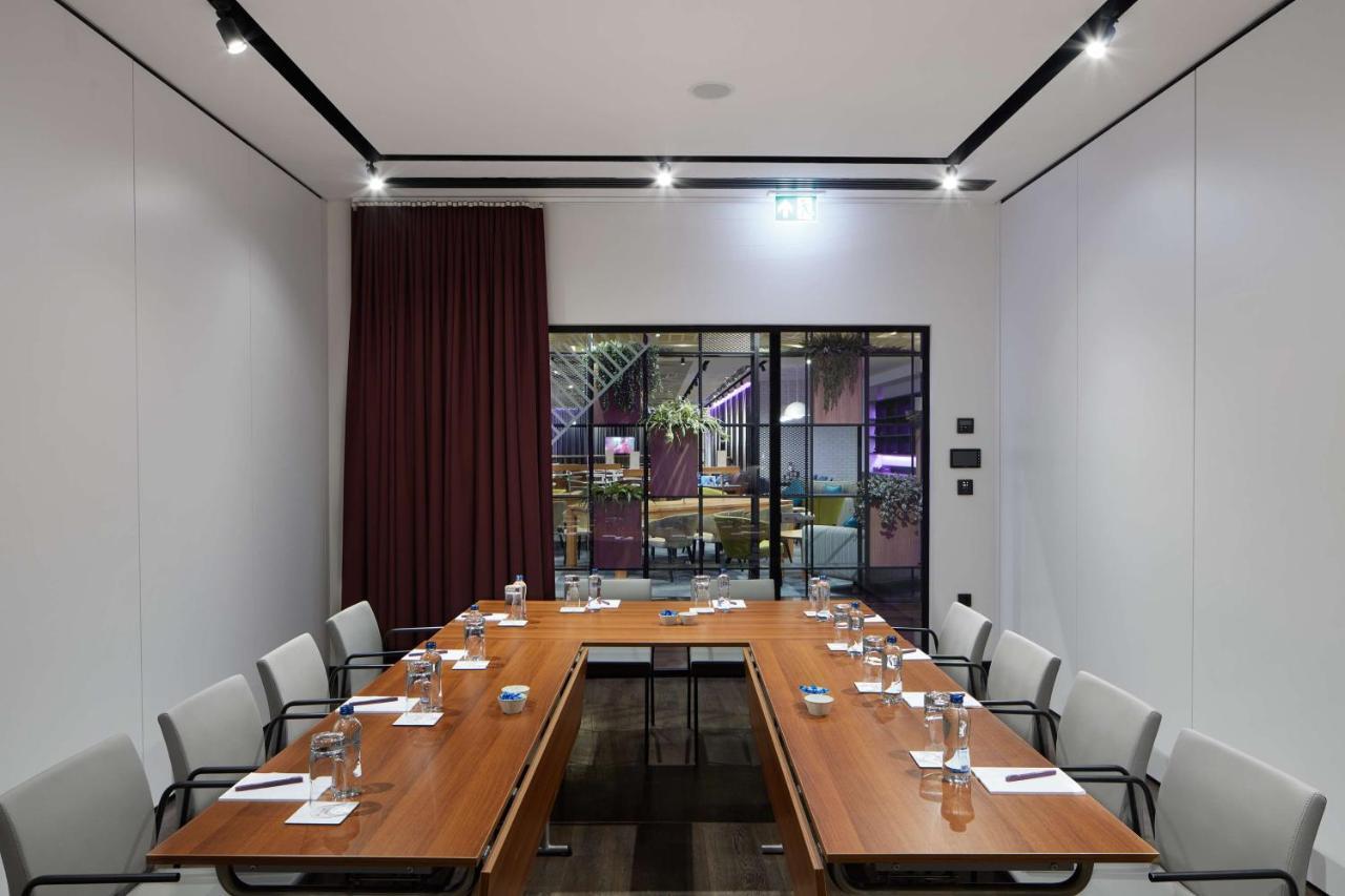 Hotel Yotelair Airport, Duty Free - International Transit Area 3*