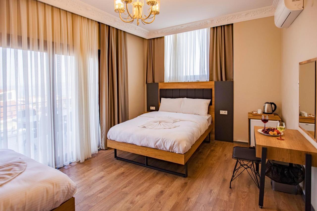 Grand Balyan & Restaurant Hotel