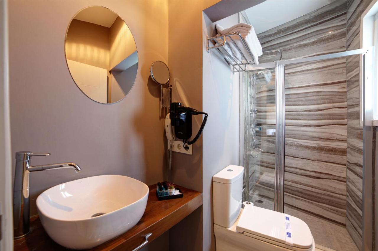 Almina Guest house 2*