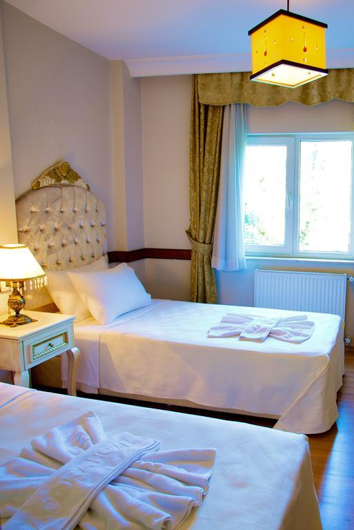 Adora Cafe & Restaurant Otel İstanbul