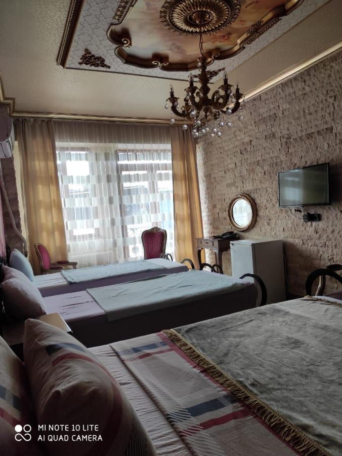 Hotel Dilek & Cafe Istanbul