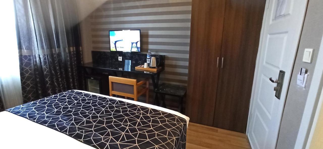 Star Hotel