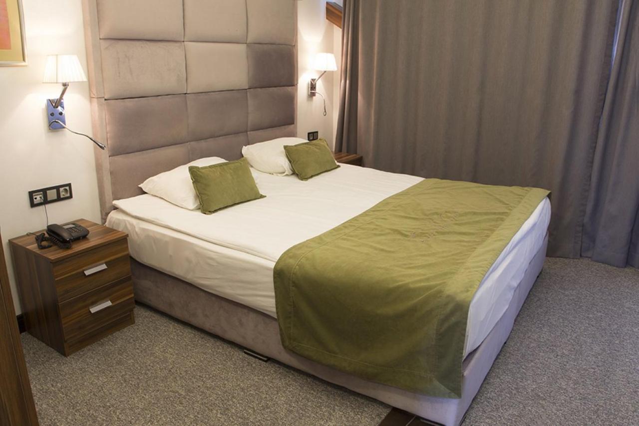 Hotel The 22
