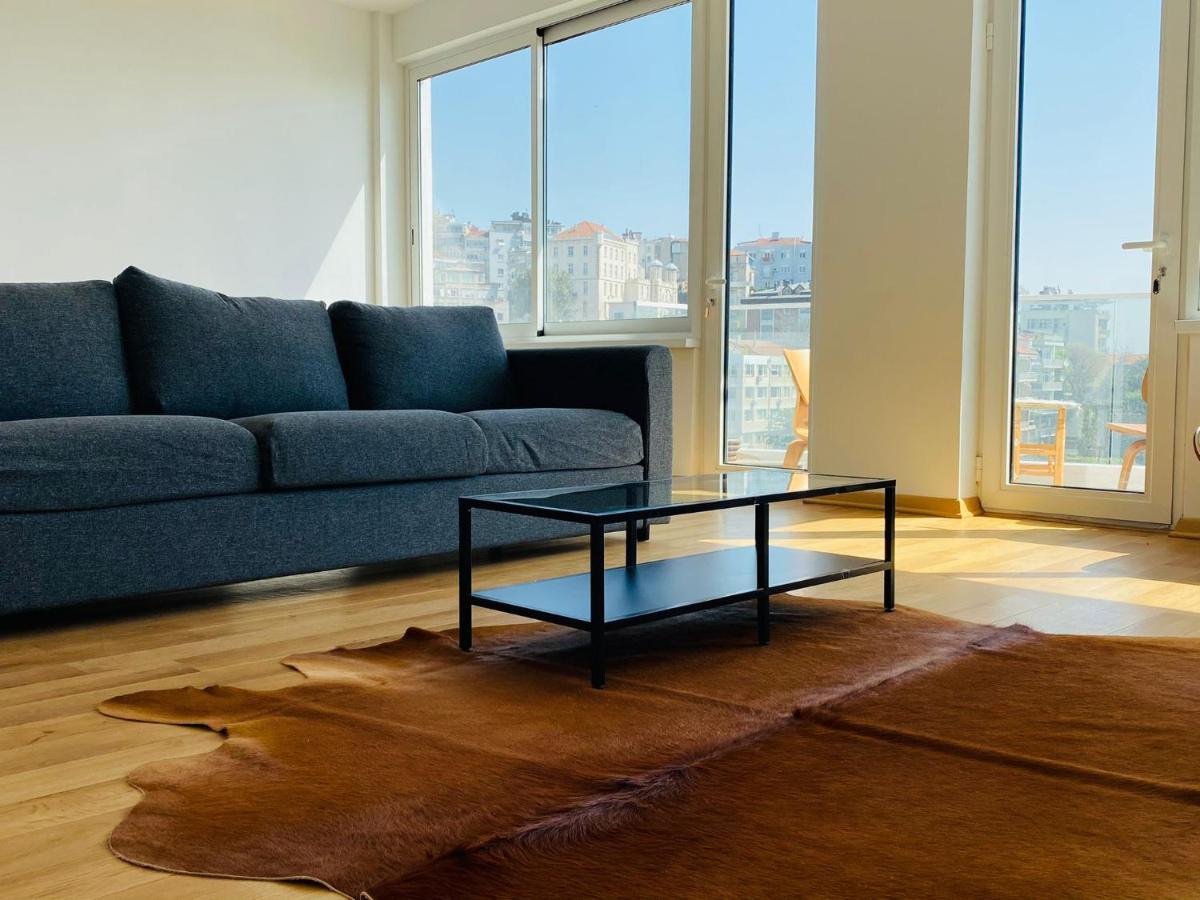 Bosphorus Dominant Renovated 120m Apt With Breathtaking View * Istanbul