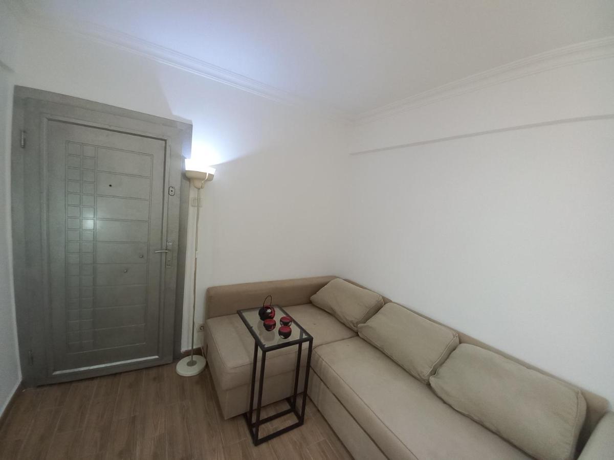 Silent Corner 3 *