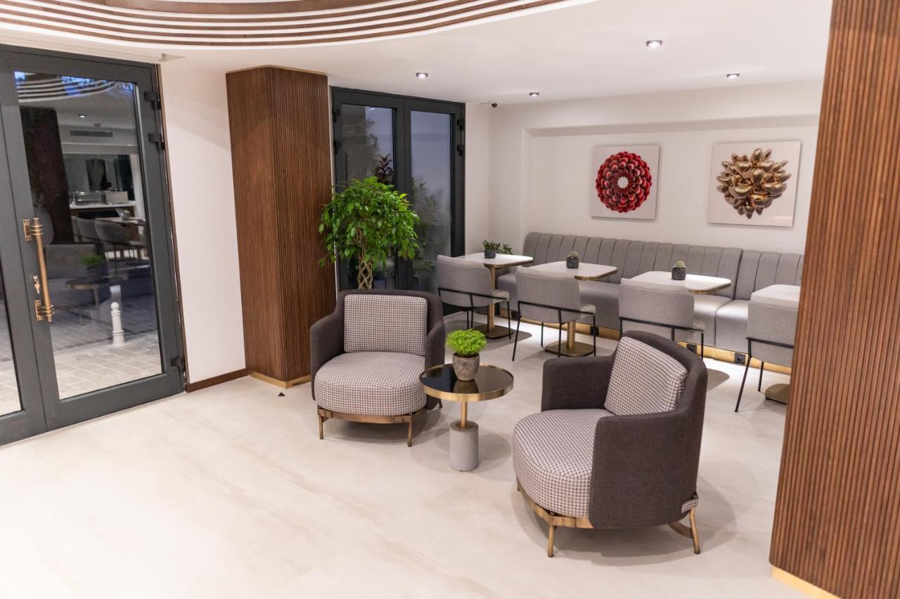 Hotel Meg 2*