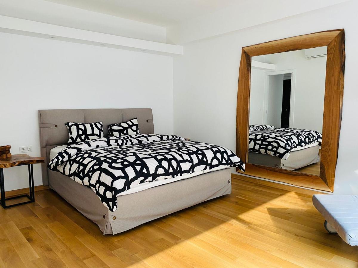 Bosphorus Dominant Renovated 120m Apt With Breathtaking View Apartment Istanbul