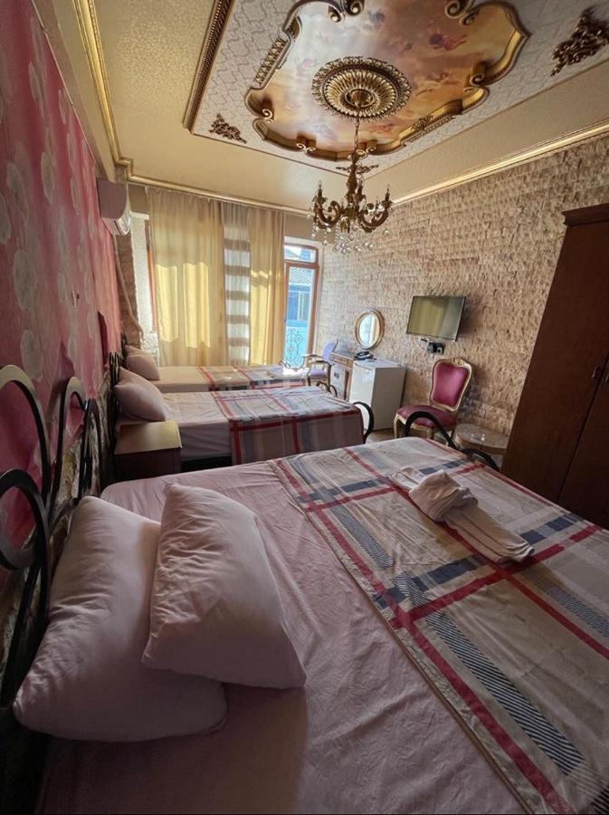 Dilek & Cafe 3*