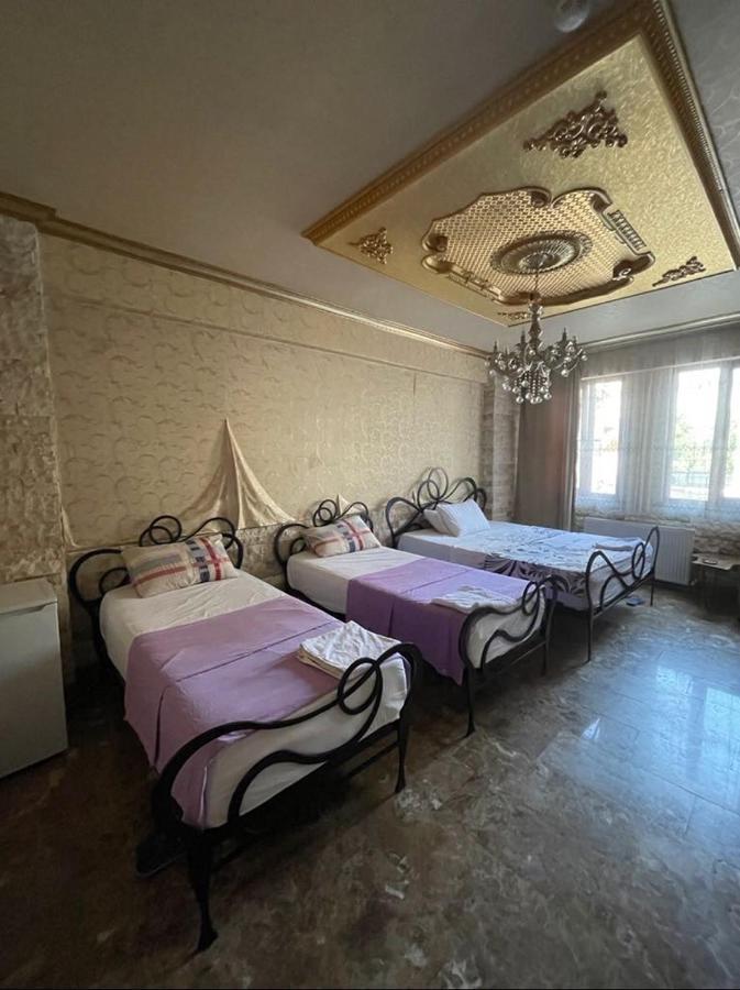 Dilek & Cafe Hotel