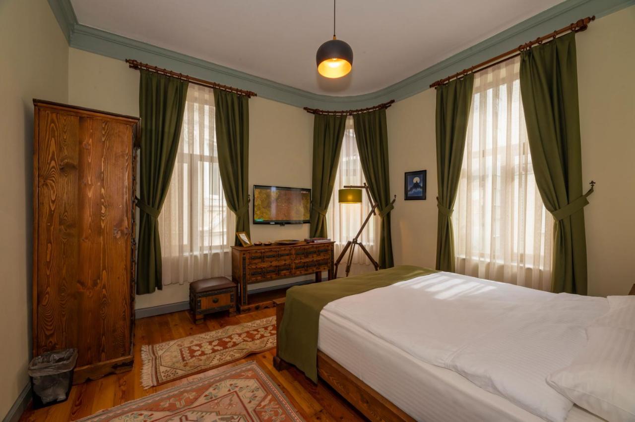O'pera Okanli Istanbul