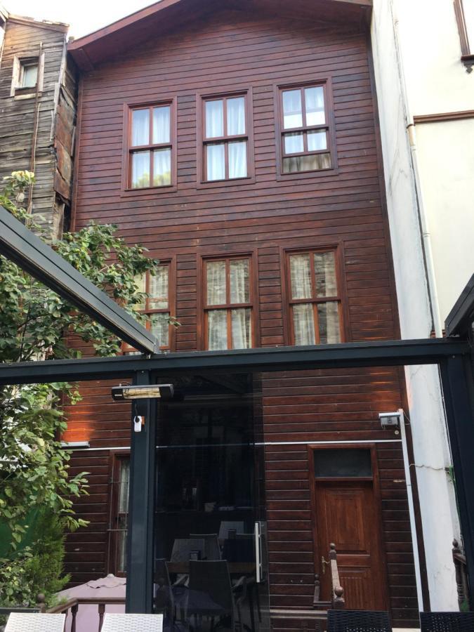 Acomodação com café da manhã  Nuray Istambul