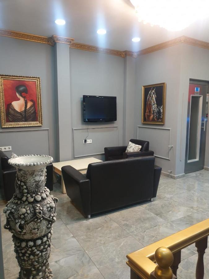 Hotel Aile *