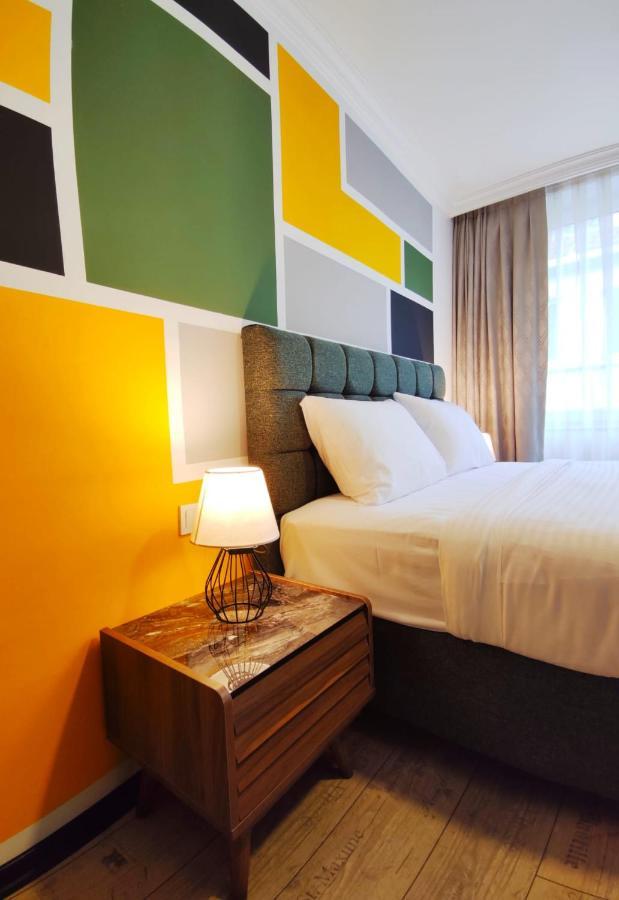 Intimate Hagia Sophia Apartment