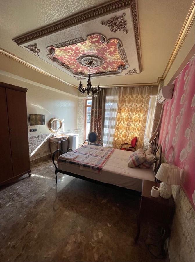 Hotel Dilek & Cafe Istanbul