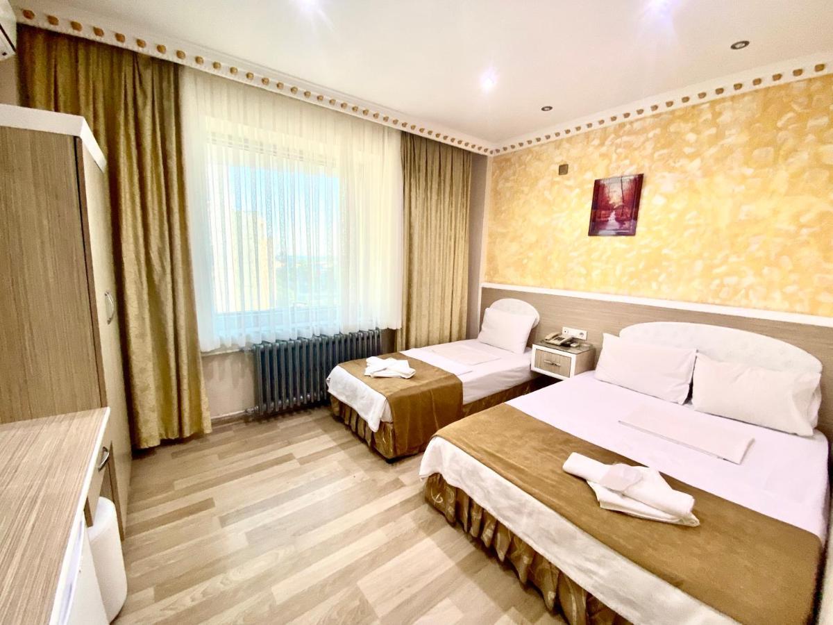 Hotel Grand Oral 3*