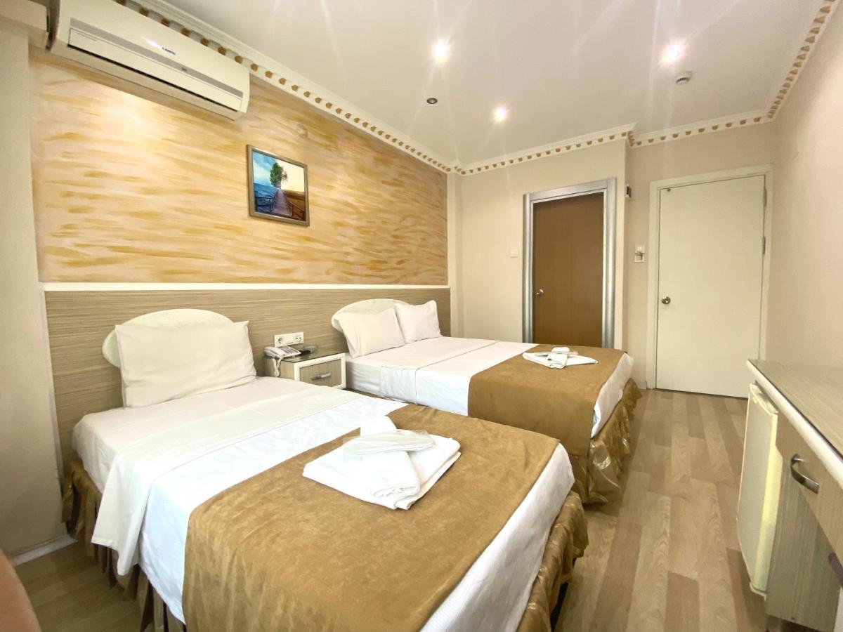 Hotel Grand Oral
