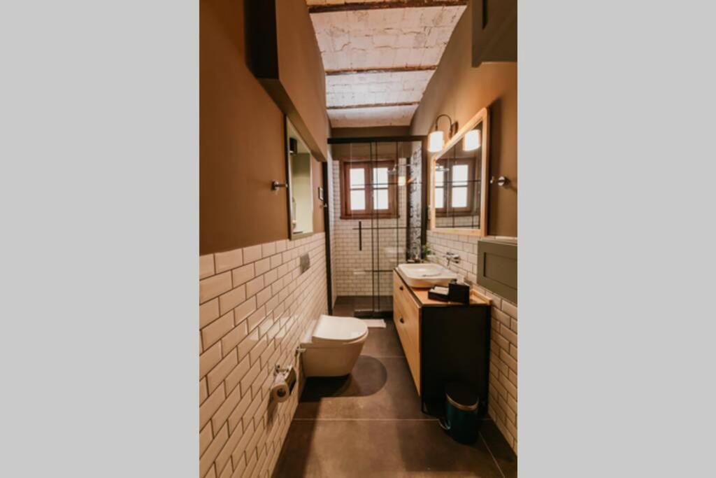 Galadoo 2nd Floor Apartment
