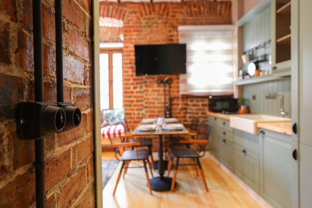 Galadoo 2nd Floor Apartment