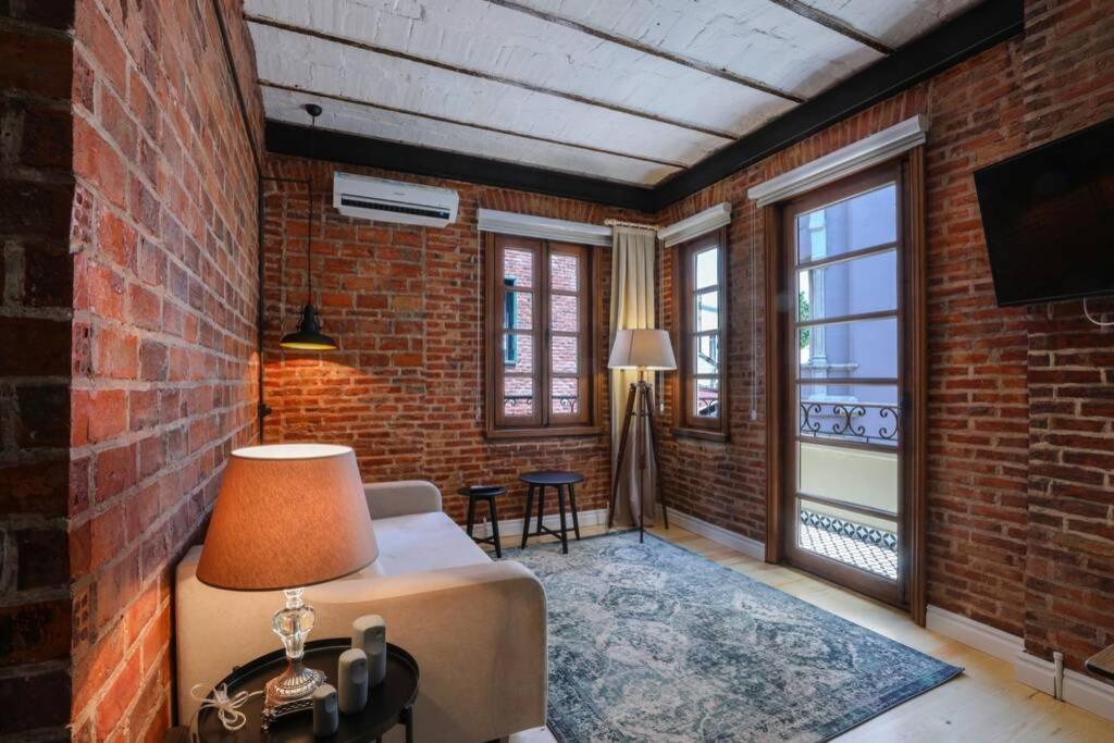 Apartment Galadoo 3rd Floor *