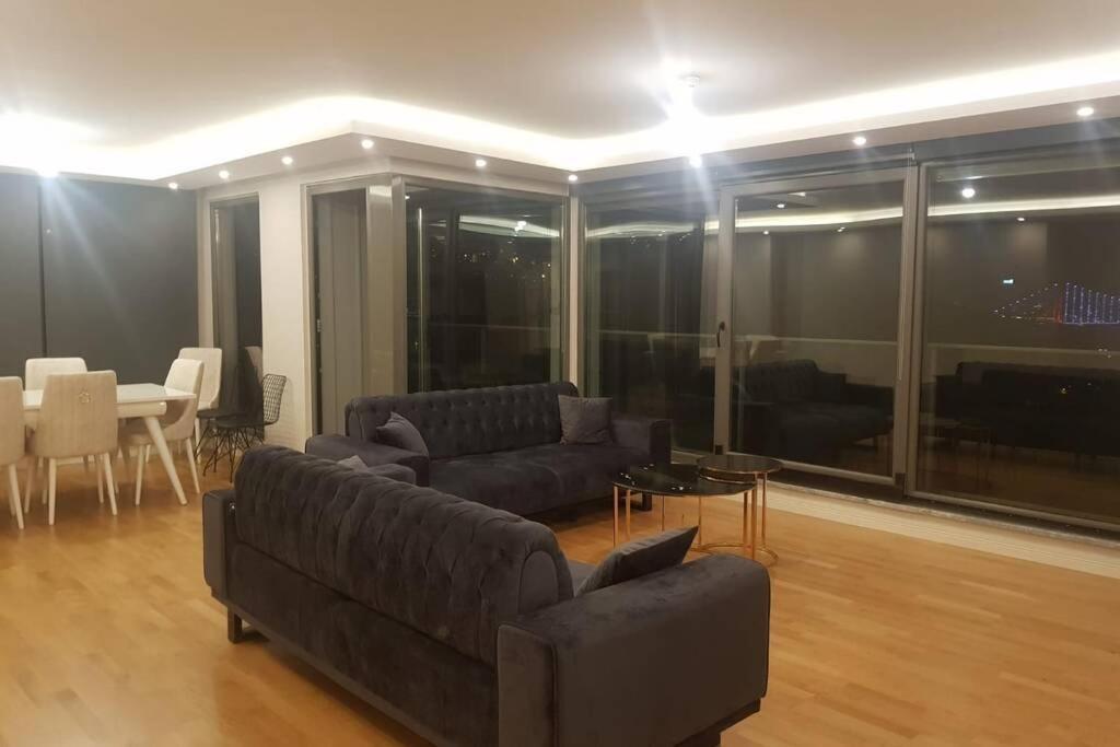Apartamento Full Bosphorus View New 3 Bedroom Beside Camliktepe Park In Famous Uskudar On The Asian Side Of *