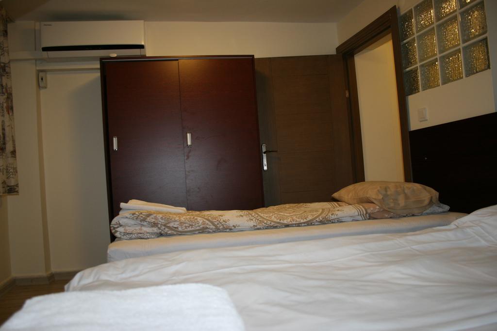 Mete Apartment *
