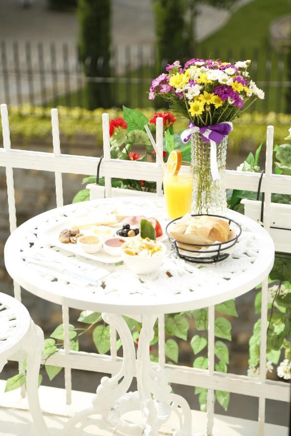 Mien W Bed & Breakfast Istanbul