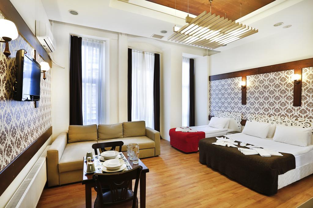 Hotel Taksim 3*