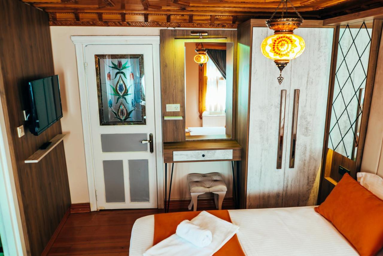 Astra Boutique Hotel *
