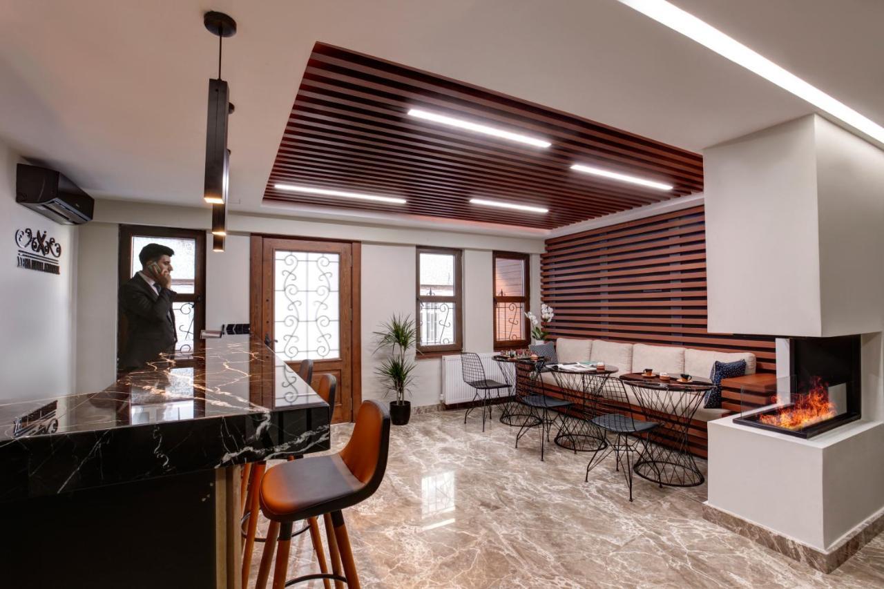 Hotel Xenia 3*