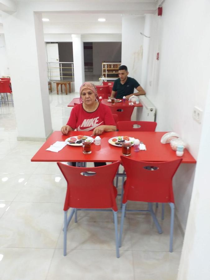 Hotel Aile *