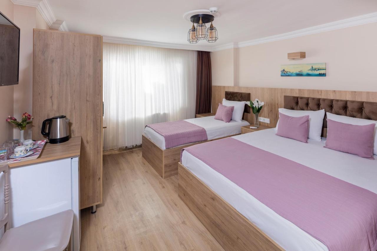 Grey House - Historical Peninsula 3*
