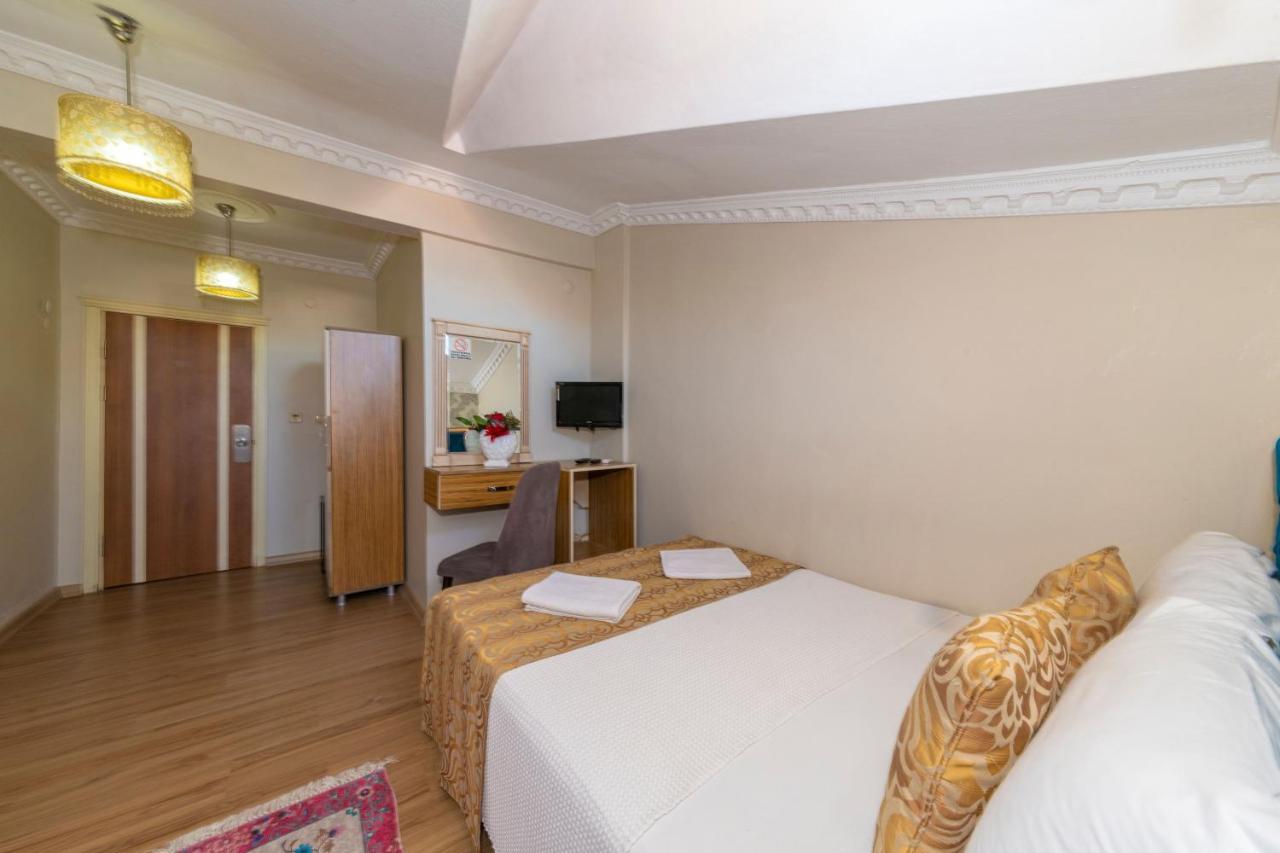 Hotel Ista Palace