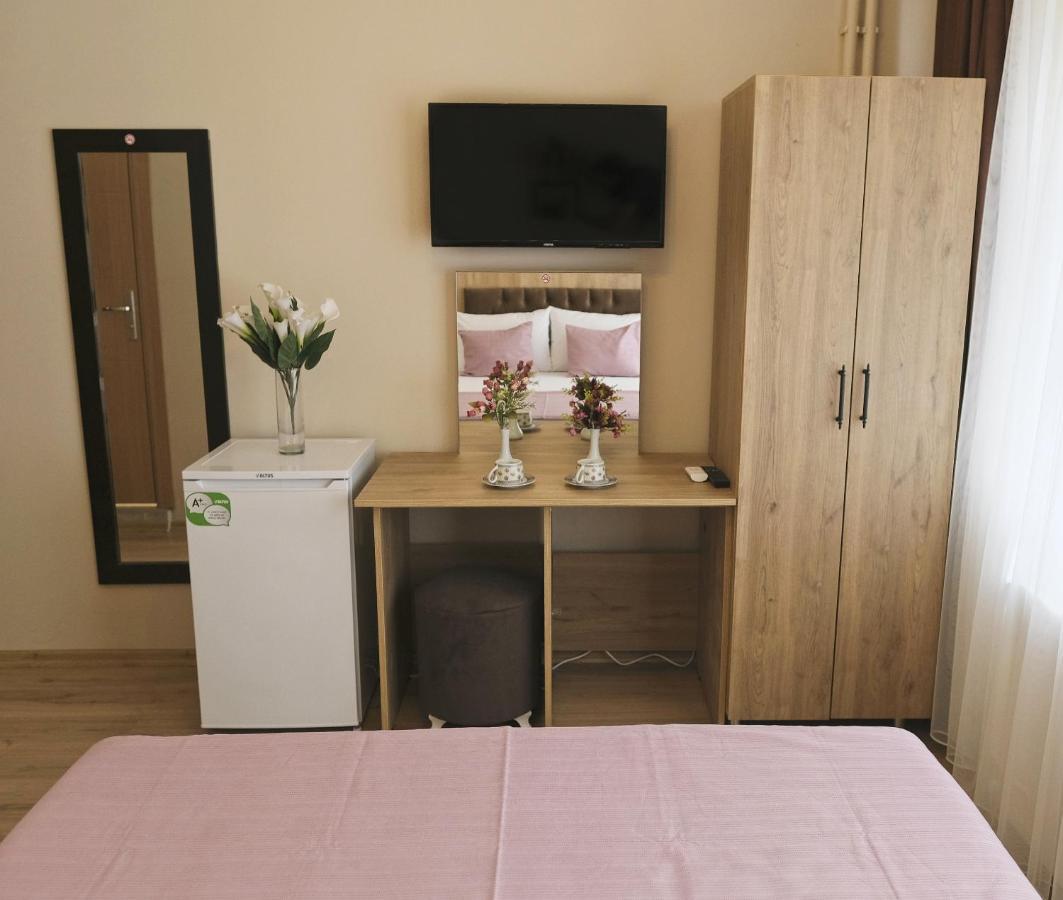 Grey House - Historical Peninsula 3*