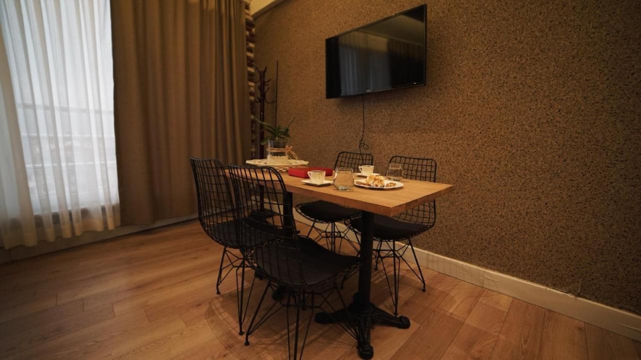 Corner Park Aparthotel 4*