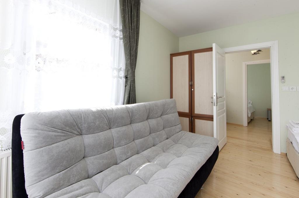 Apartment Mete
