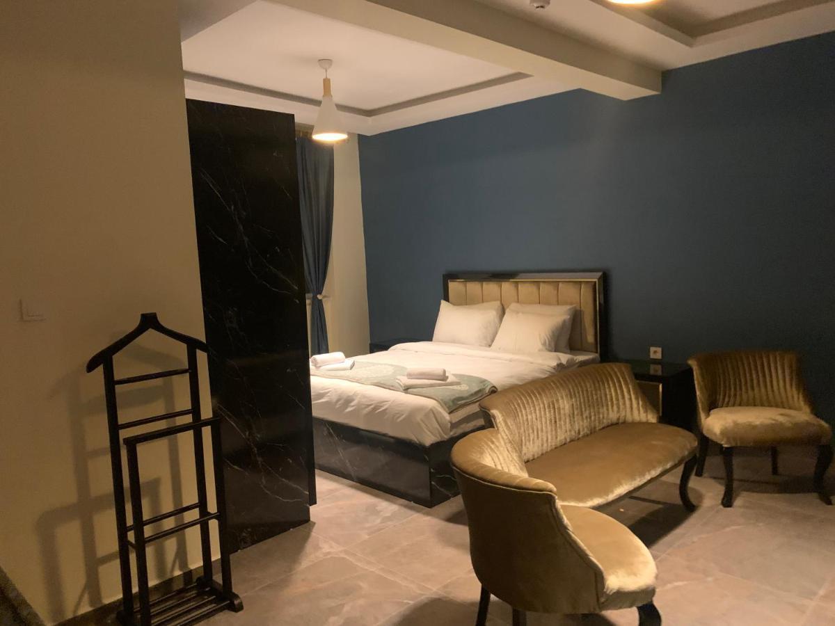 Hotel Miran Suites *