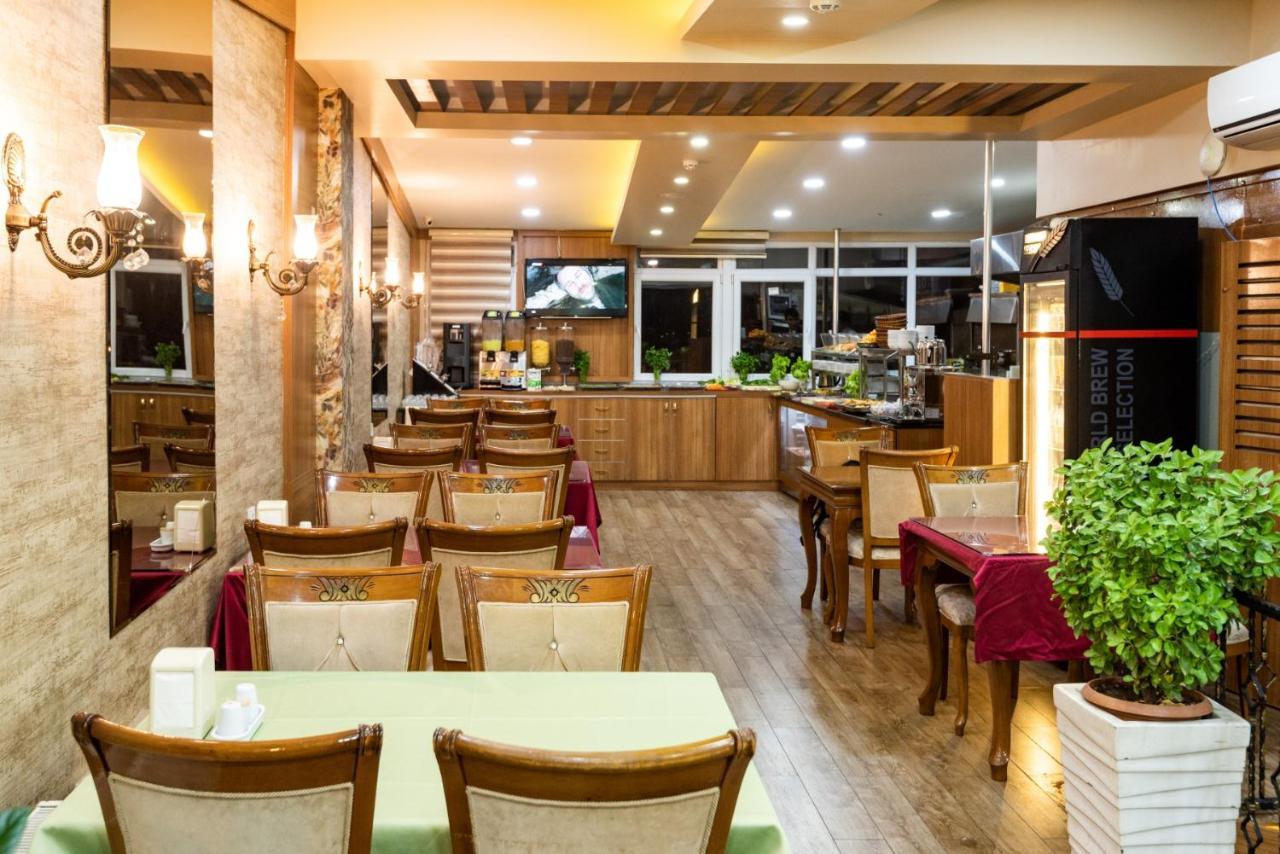 Hotel Grand Gross 3*