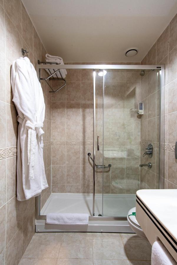 Otel Oran 4*